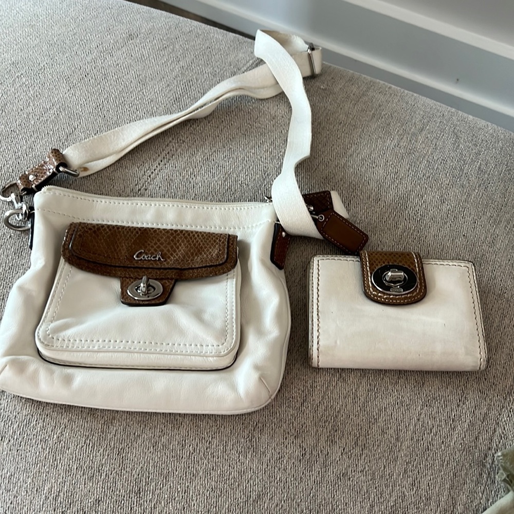 Coach leather crossbody and matching Billfold